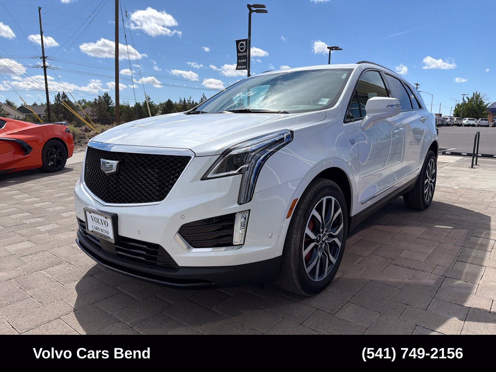 Used 2024 Cadillac XT5 Sportv w/ Technology Package AWD/4WD image 4