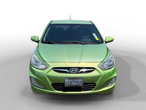 Used 2012 Hyundai Accent SE FWD image 8