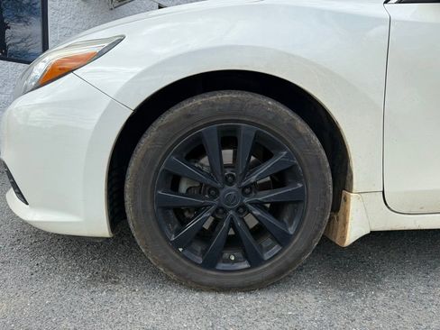 Used 2016 Nissan Altima 2.5 SV image 12