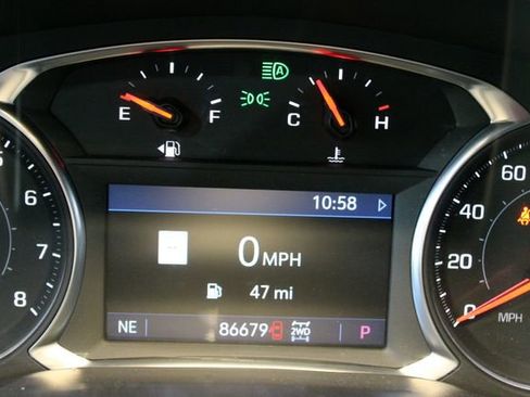 Used 2020 GMC Acadia AT4 w/ GMC Pro Grade Package AWD/4WD image 25