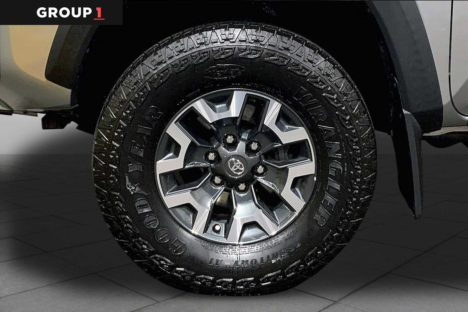 Certified 2023 Toyota Tacoma TRD Off-Road AWD/4WD image 11