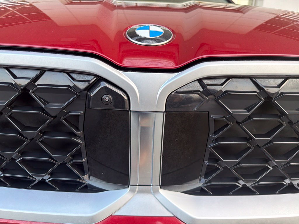 Used 2026 BMW X2 xDrive28i AWD/4WD image 3