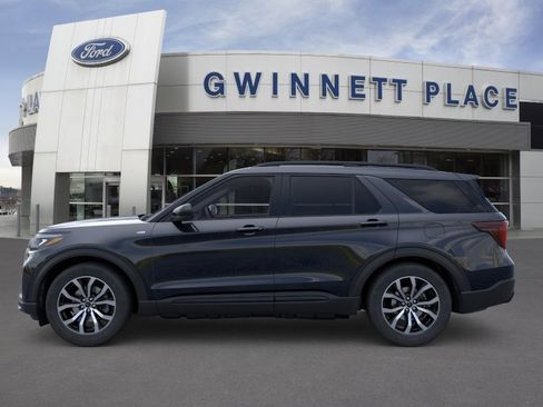 New 2026 Ford Explorer ST-Line image 3