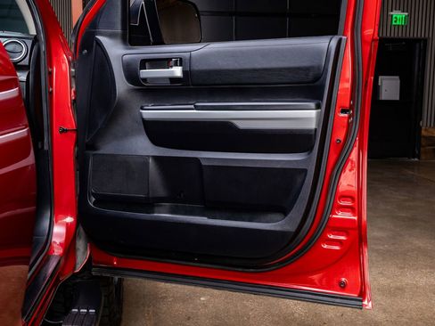 Used 2020 Toyota Tundra SR5 w/ SR5 Upgrade Package image 36