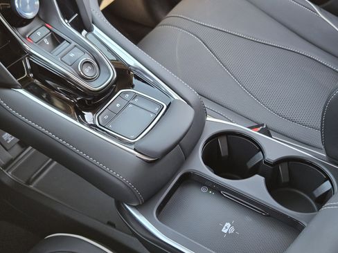 Certified 2025 Acura RDX SH-AWD w/ Advance Package image 20