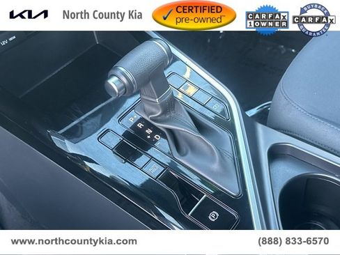 Certified 2025 Kia Niro LX image 24