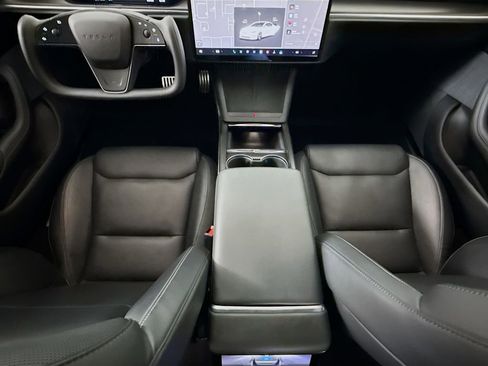 Used 2022 Tesla Model S Plaid image 17
