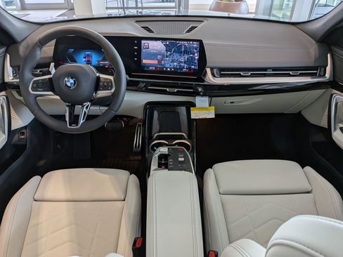 New 2026 BMW X2 xDrive28i AWD/4WD image 18