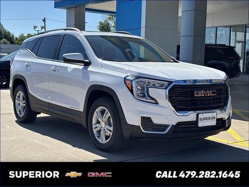 Used 2023 GMC Terrain SLE w/ Driver Convenience Package AWD/4WD image 1