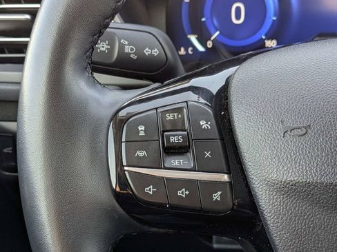 Used 2022 Ford Escape SEL w/ Technology Package image 25