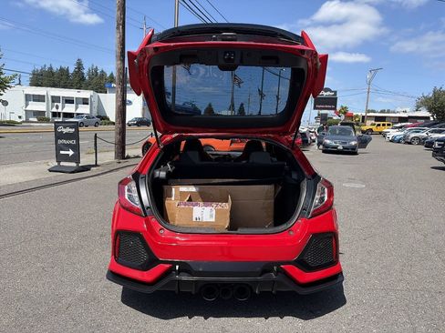 Used 2018 Honda Civic Type R image 7