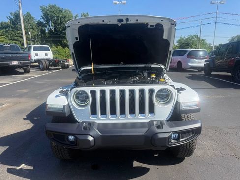 Certified 2019 Jeep Wrangler Unlimited Sahara AWD/4WD image 62