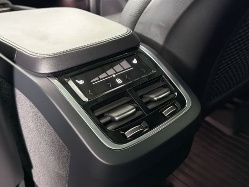Certified 2023 Volvo XC90 B5 Plus w/ Protection Package Premier image 27