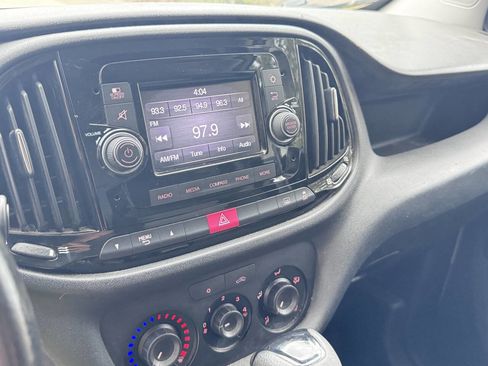 Used 2019 RAM ProMaster City Tradesman SLT image 12