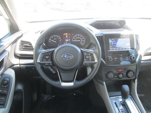 Used 2022 Subaru Forester AWD/4WD image 15