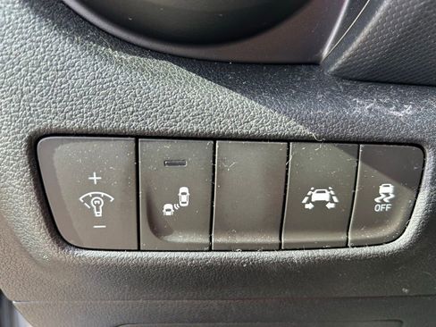 Used 2019 Hyundai Kona SEL w/ SEL Tech Package 02 FWD image 19