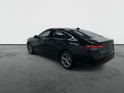 Used 2024 Honda Accord EX image 9