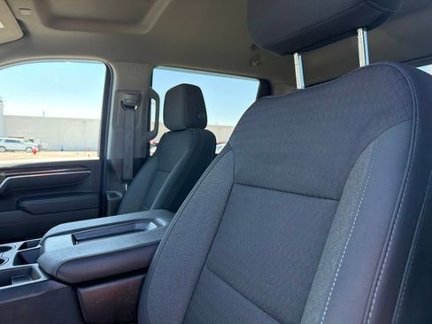 Used 2024 Chevrolet Silverado 2500 LT w/ Convenience Package AWD/4WD image 15