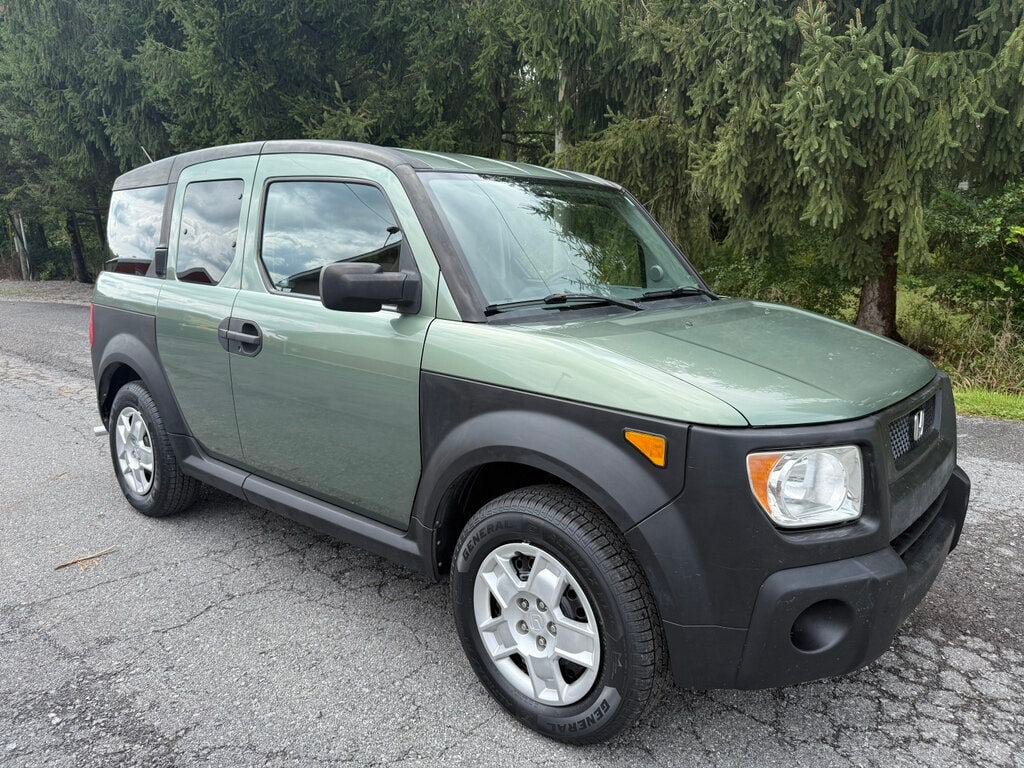 Used 2005 Honda Element LX image 1