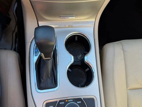 Used 2017 Jeep Grand Cherokee Limited w/ Luxury Group II image 16