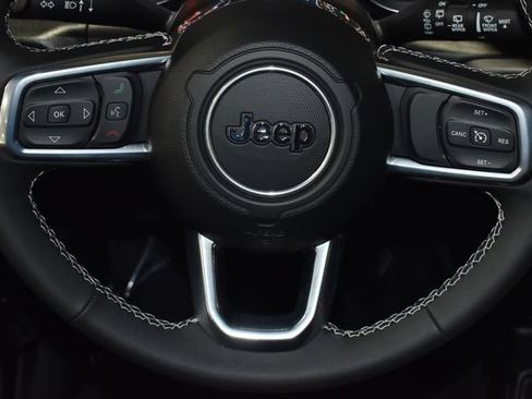 Used 2023 Jeep Wrangler Unlimited Sahara AWD/4WD image 26