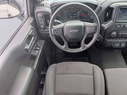 Used 2024 Chevrolet Silverado 1500 Custom Trail Boss AWD/4WD image 17