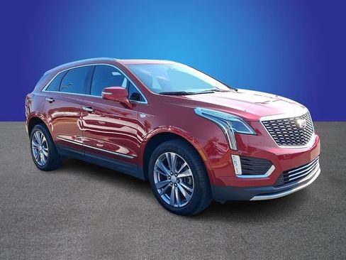 Certified 2023 Cadillac XT5 Premium Luxury FWD image 3