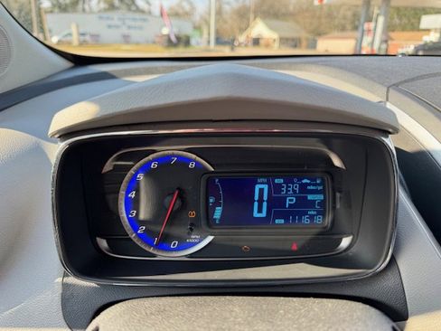 Used 2016 Chevrolet Trax LT w/ LT Convenience Package image 16