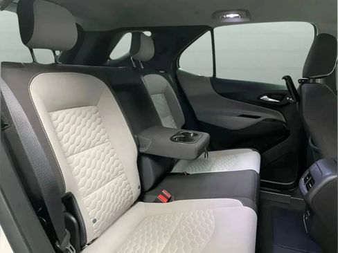 Used 2020 Chevrolet Equinox LS FWD image 14