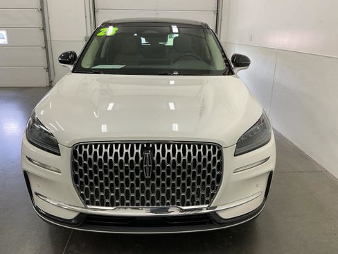 Used 2023 Lincoln Corsair AWD w/ Equipment Group 101A image 8