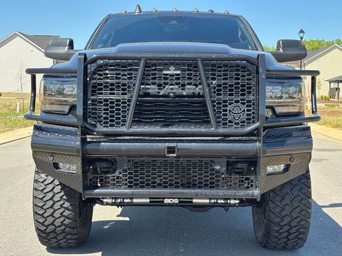 Used 2020 RAM 2500 Limited AWD/4WD image 9