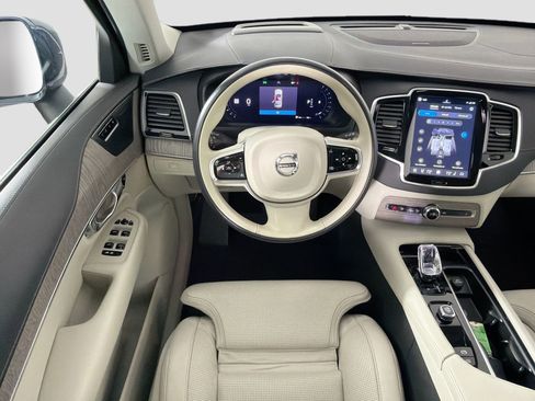 Certified 2023 Volvo XC90 B6 Ultimate w/ Protection Package Premier image 23