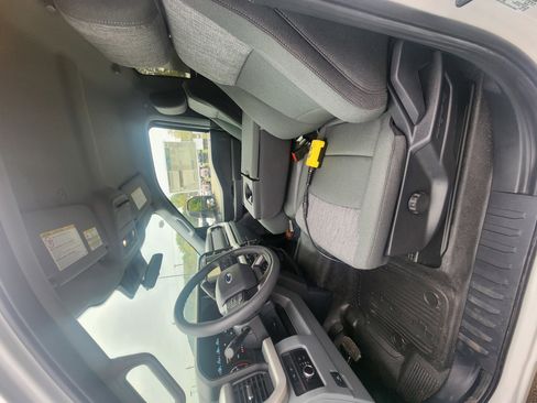 New 2023 Ford F450 XLT image 6