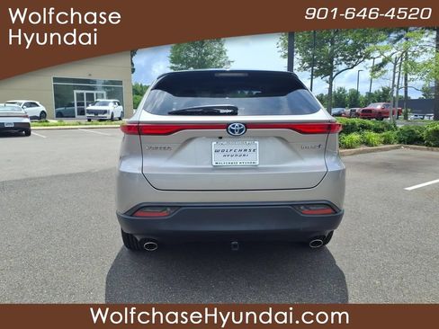 Used 2021 Toyota Venza LE w/ Carpet Mat Package (TMS) AWD/4WD image 4