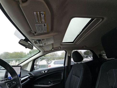 Used 2020 Ford EcoSport SE image 25