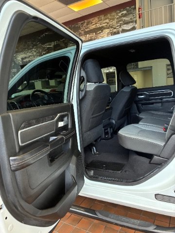 Used 2024 RAM 2500 Big Horn AWD/4WD image 28