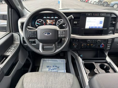 Used 2023 Ford F350 XLT image 19