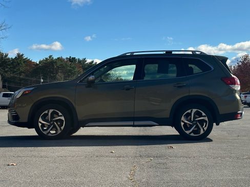 Used 2022 Subaru Forester Touring image 8