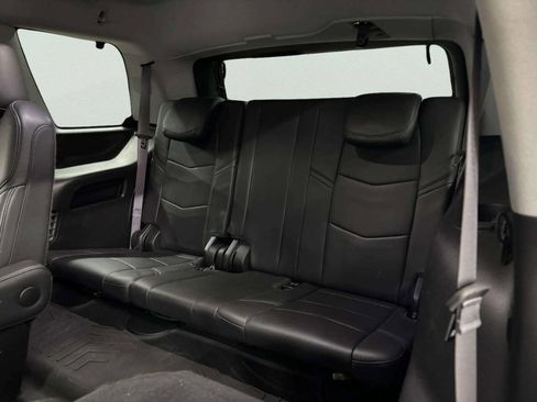 Used 2017 Cadillac Escalade Premium Luxury image 17