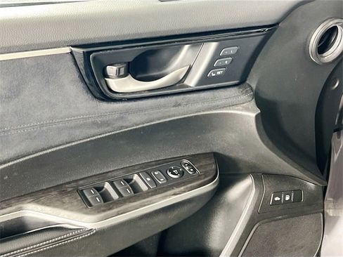 Used 2018 Honda Clarity Touring image 17