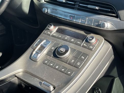 Used 2020 Hyundai Palisade Limited FWD image 7