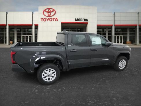 New 2026 Toyota Tacoma SR5 AWD/4WD image 11