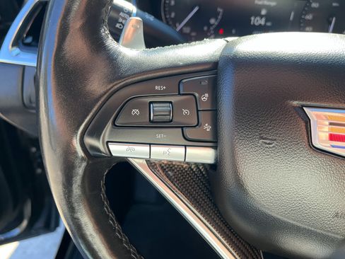 Used 2021 Cadillac XT6 Sport image 18