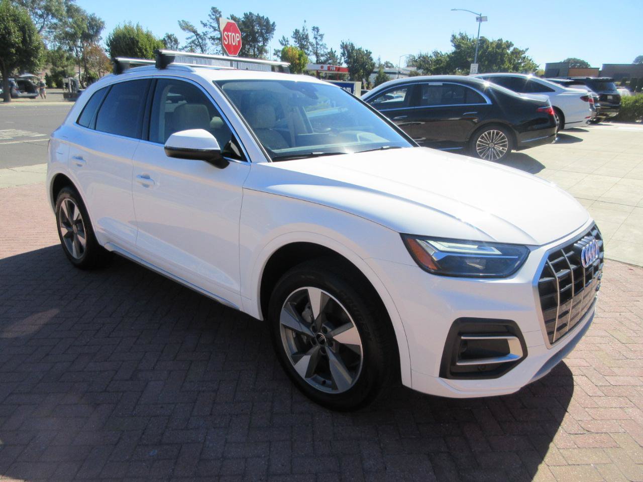 Used 2023 Audi Q5 2.0T Premium w/ Convenience Package AWD/4WD image 71