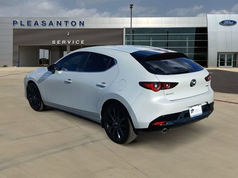 Used 2024 MAZDA MAZDA3 s FWD image 3