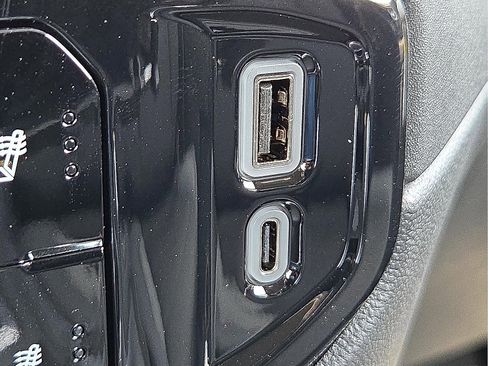 Used 2026 Chevrolet Silverado 2500 LT w/ Convenience Package image 20