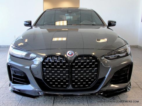 Used 2023 BMW M440i Coupe w/ Premium Package RWD image 41