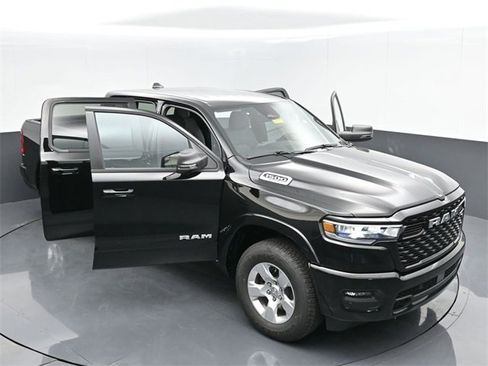 Used 2025 RAM 1500 Big Horn image 45