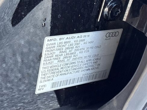 Used 2017 Audi Q7 3.0T Prestige image 35