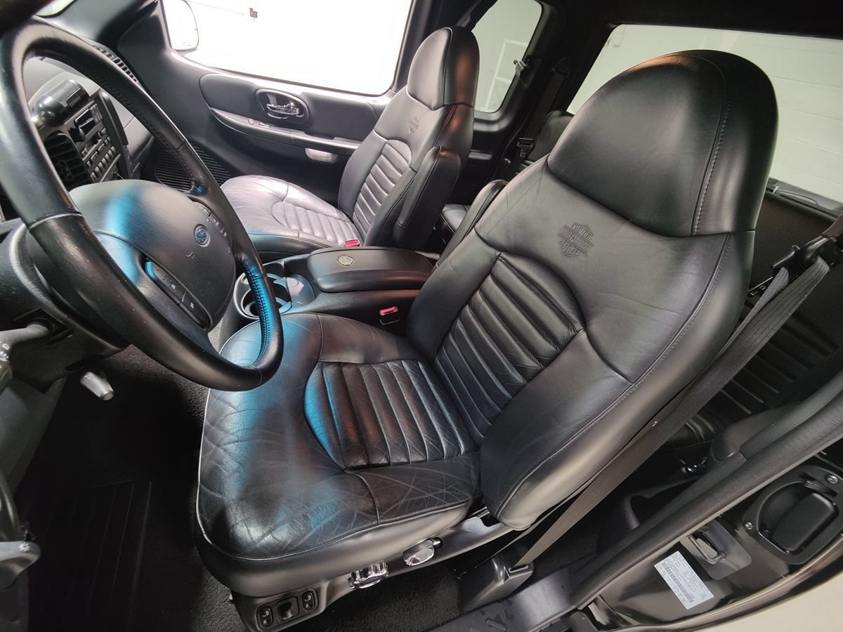 Used 2000 Ford F150 Harley-Davidson RWD image 23